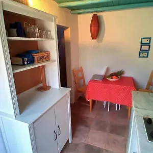 casinha-de-aldeia-no-corao-da-costa-vicentina.hotelaalgarve.com/